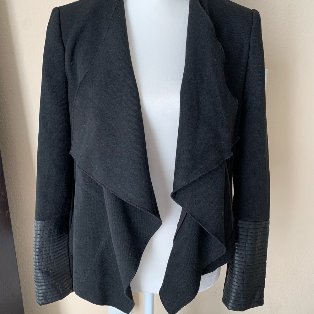 NWT Zara outwear size L, wool w/ leather details